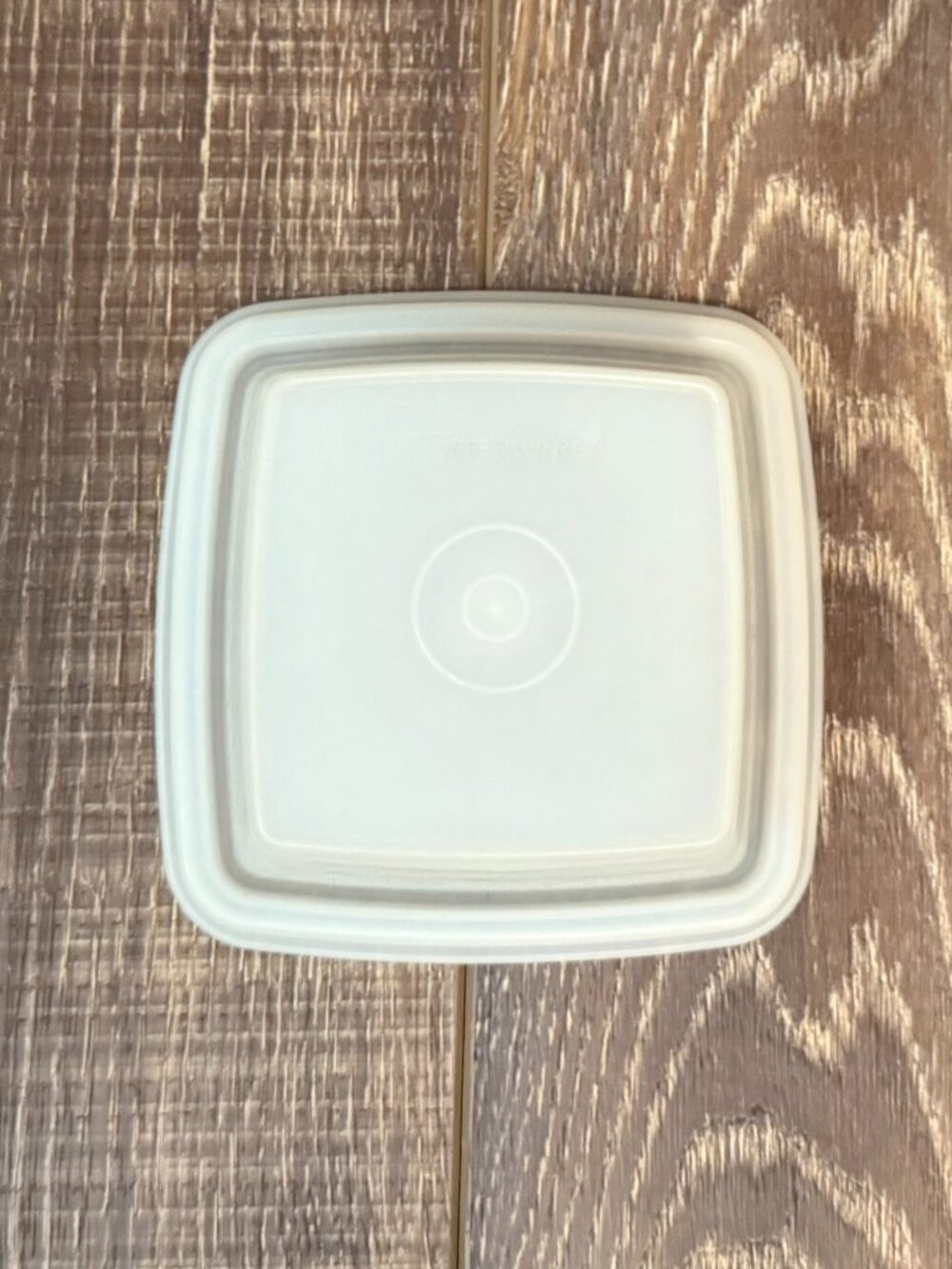 Tupperware Pick-A-Deli Pickle Container - Picture 15 of 16